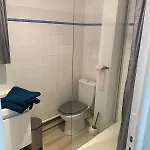 A 300 M A Pied De La Et Commerces Apartman Toulon