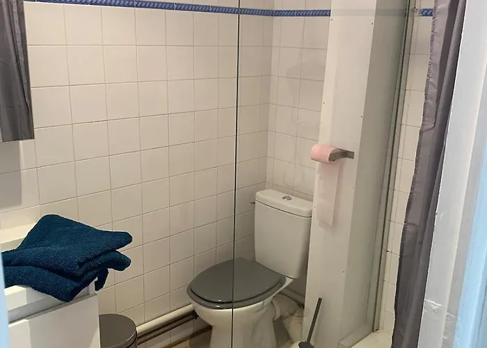 A 300 M A Pied De La Et Commerces Appartement Toulon